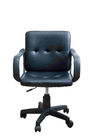 เก้าอี้หนังกลับสีดำเก้าอี้สำนักงานด้านหลังกลางมีที่เท้าแขนไนลอน 8.6KG