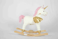 ของเล่นไม้แกะสลักไม้สีขาวโยกเยกม้า Unicorn สำหรับที่นั่งสัตว์ยัดไส้ชั้นสูง